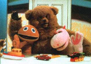 Zippy shows what he does best for Bungle